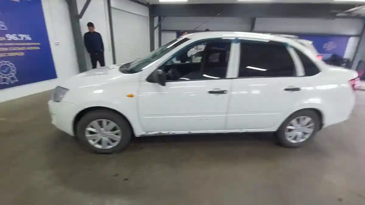 LADA (ВАЗ) Granta 2014 года за 2 500 000 тг. в Астана