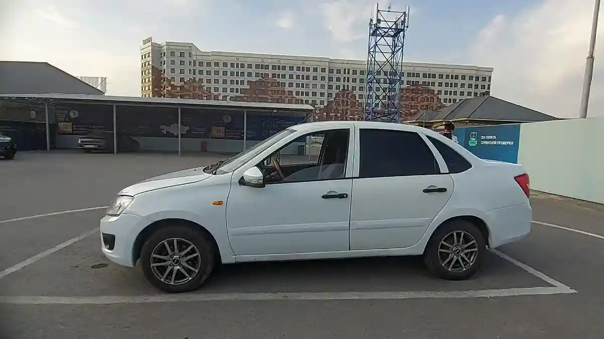 LADA (ВАЗ) Granta 2015 года за 3 000 000 тг. в Шымкент