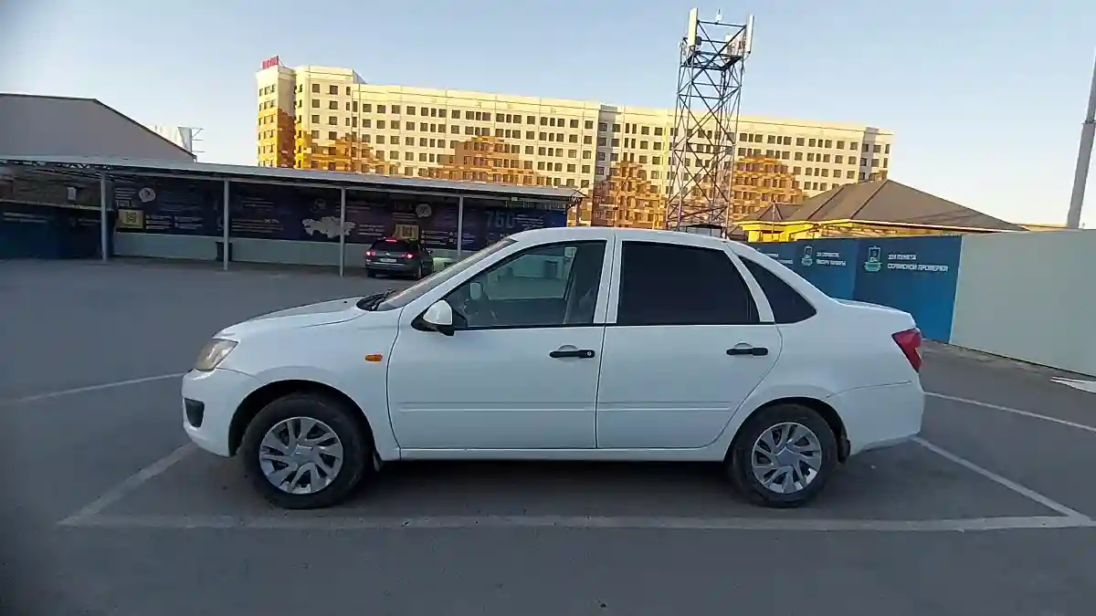 LADA (ВАЗ) Granta 2015 года за 2 300 000 тг. в Шымкент