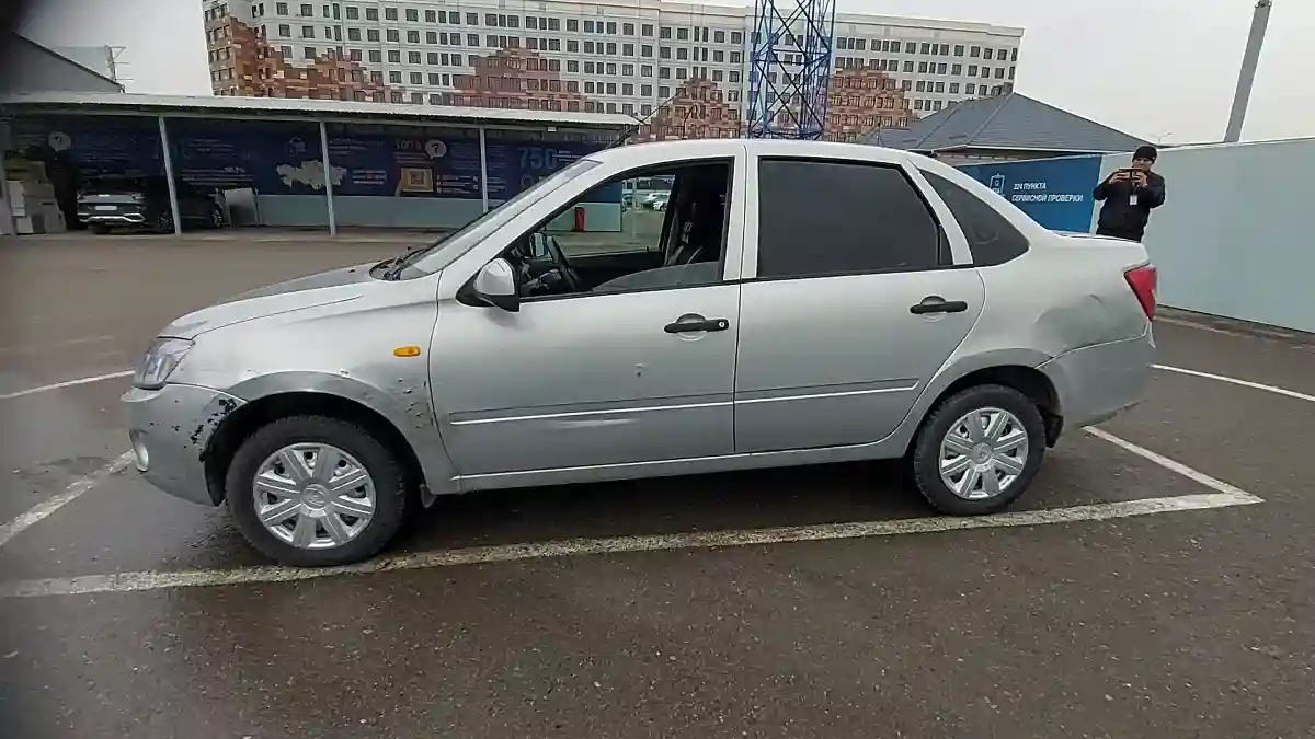 LADA (ВАЗ) Granta 2013 года за 3 200 000 тг. в Шымкент