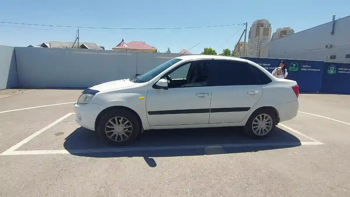 LADA (ВАЗ) Granta 2013 года за 4 000 000 тг. в Шымкент