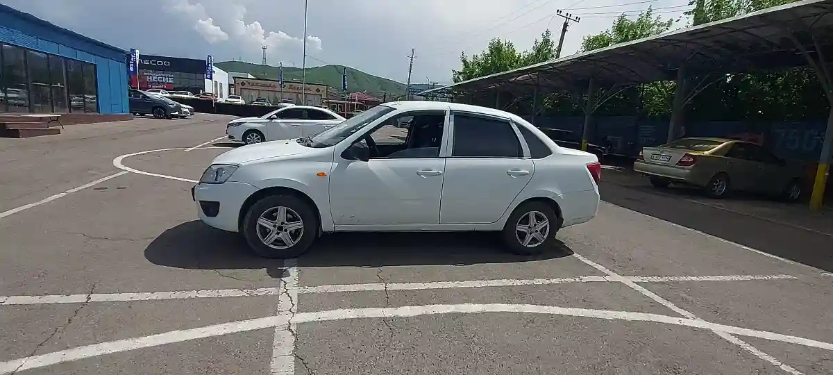 LADA (ВАЗ) Granta 2013 года за 2 900 000 тг. в Алматы