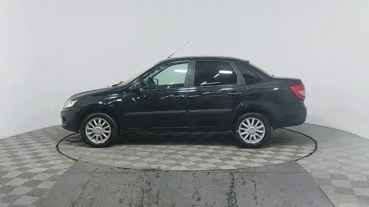LADA (ВАЗ) Granta 2014 года за 2 990 000 тг. в Астана