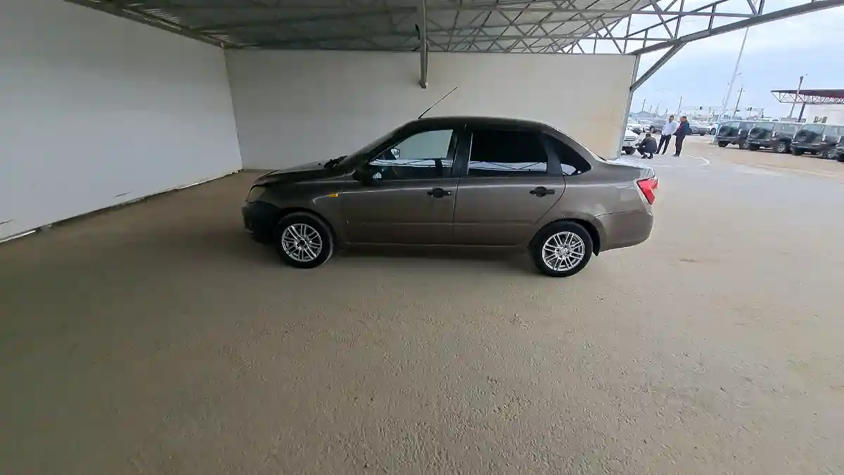 LADA (ВАЗ) Granta 2015 года за 1 990 000 тг. в Кызылорда