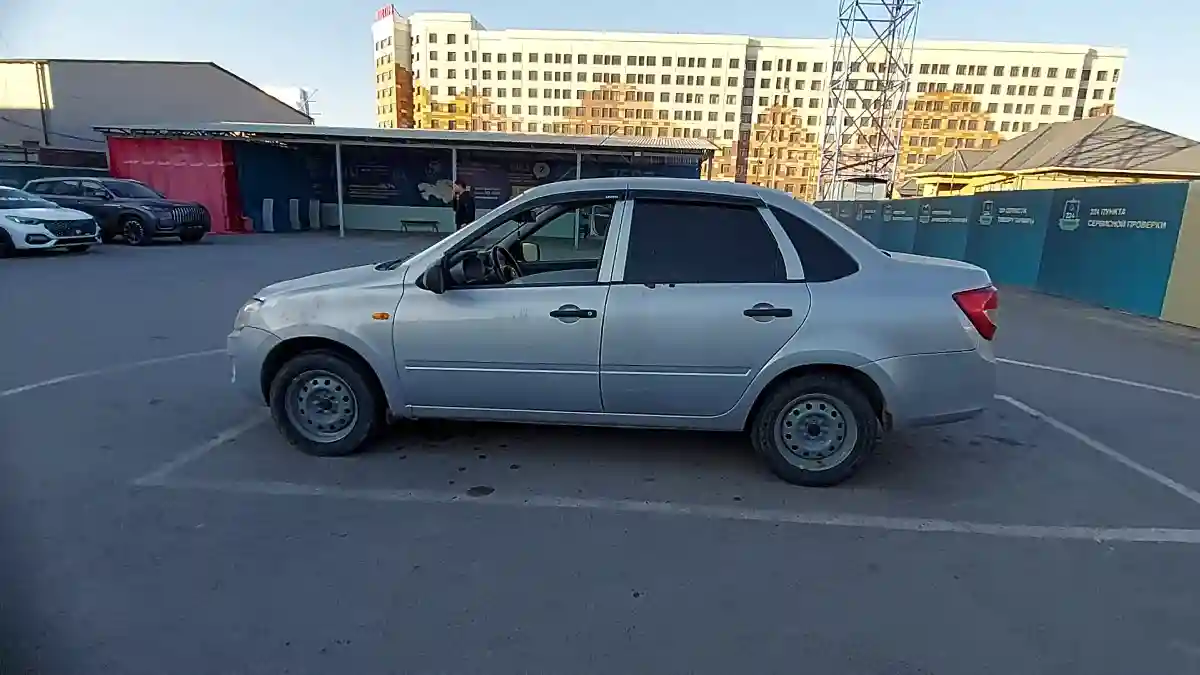 LADA (ВАЗ) Granta 2012 года за 2 200 000 тг. в Шымкент