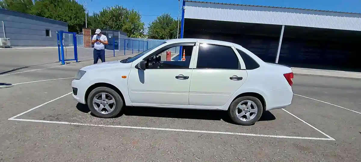 LADA (ВАЗ) Granta 2015 года за 2 500 000 тг. в Шымкент