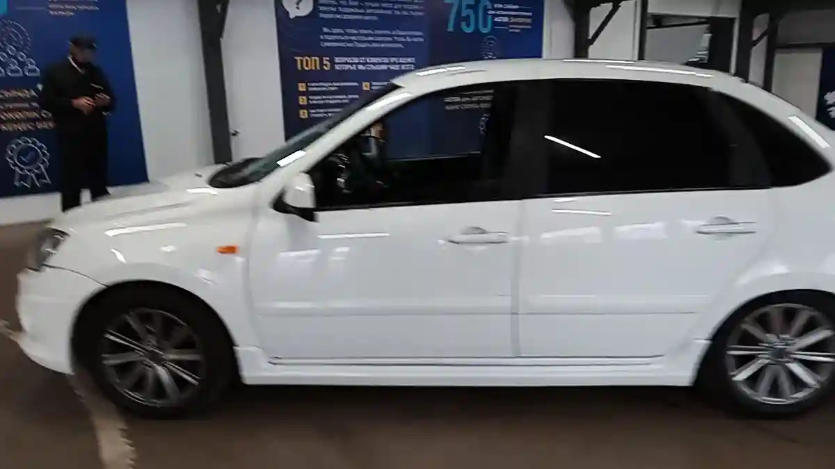 LADA (ВАЗ) Granta 2014 года за 3 100 000 тг. в Астана