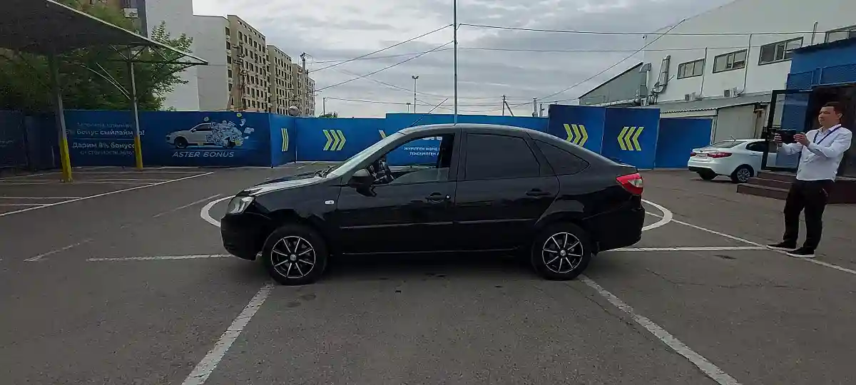 LADA (ВАЗ) Granta 2015 года за 3 000 000 тг. в Алматы