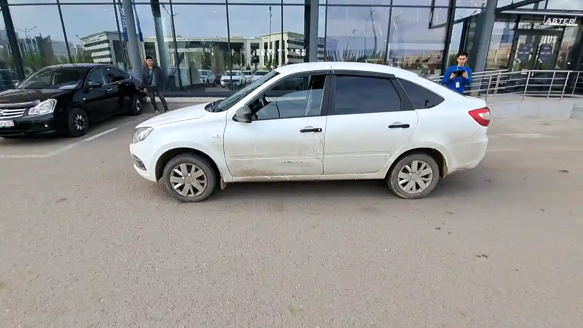 LADA (ВАЗ) Granta 2021 года за 4 700 000 тг. в Астана
