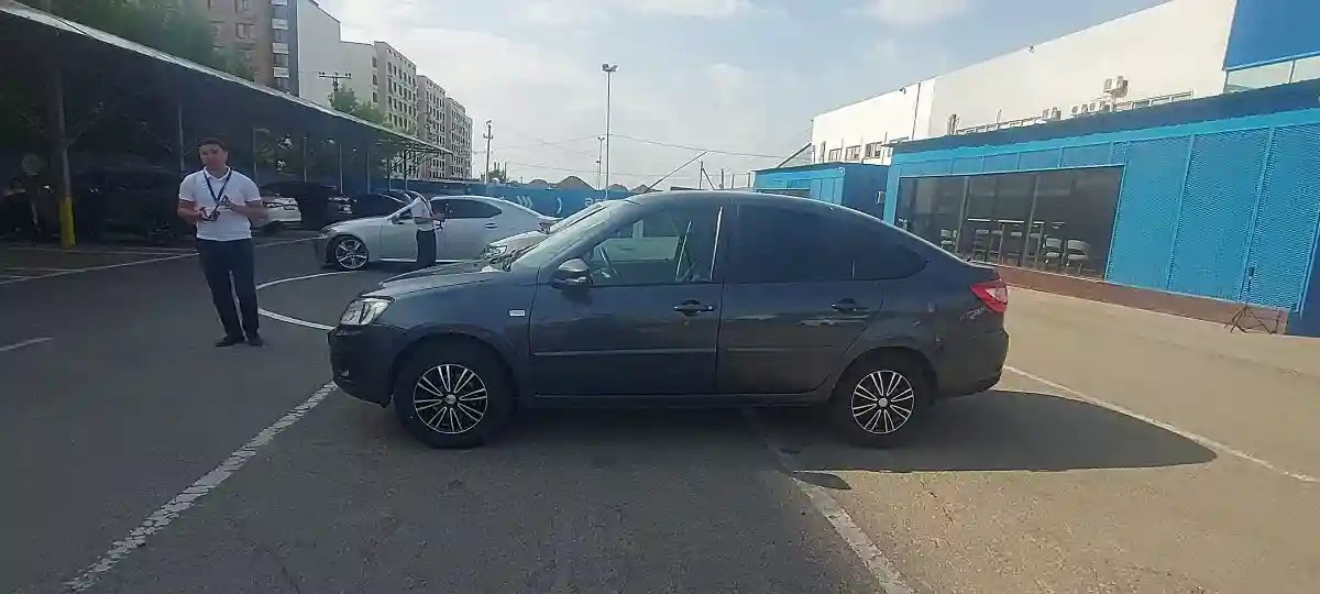 LADA (ВАЗ) Granta 2015 года за 4 200 000 тг. в Алматы