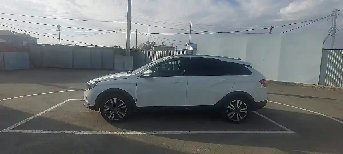 LADA (ВАЗ) Vesta 2021 года за 8 200 000 тг. в Атырау