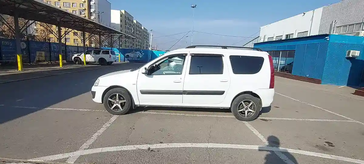 LADA (ВАЗ) Largus 2015 года за 4 500 000 тг. в Алматы