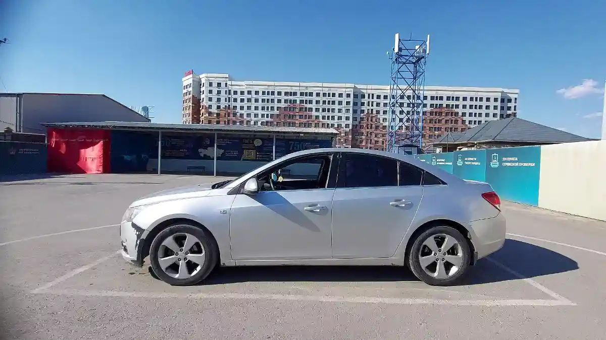 Chevrolet Cruze 2010 года за 3 000 000 тг. в Шымкент