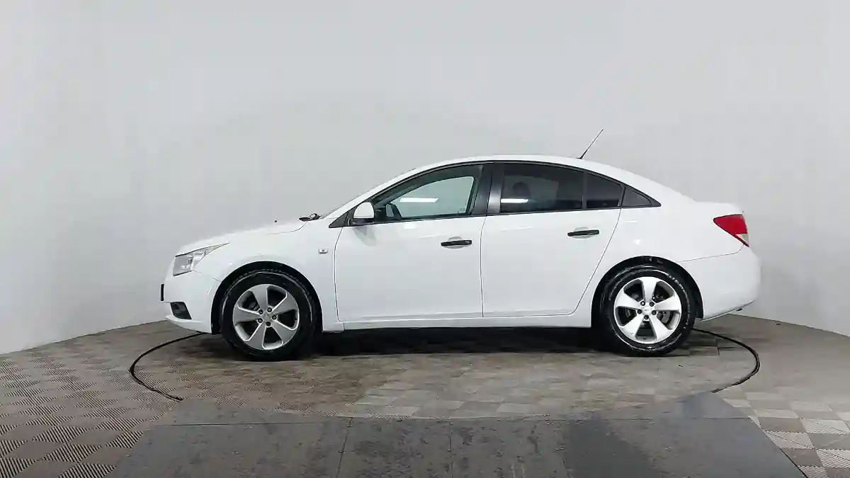 Chevrolet Cruze 2012 года за 3 890 000 тг. в Астана