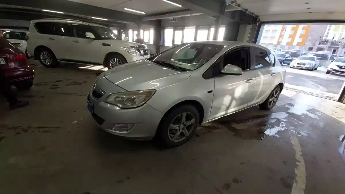 Opel Astra 2012 года за 3 500 000 тг. в Астана
