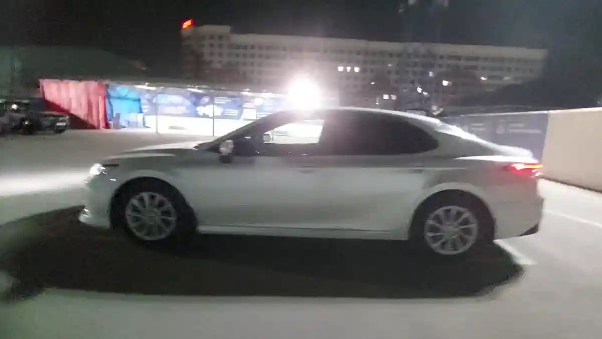 Toyota Camry 2021 года за 15 000 000 тг. в Шымкент
