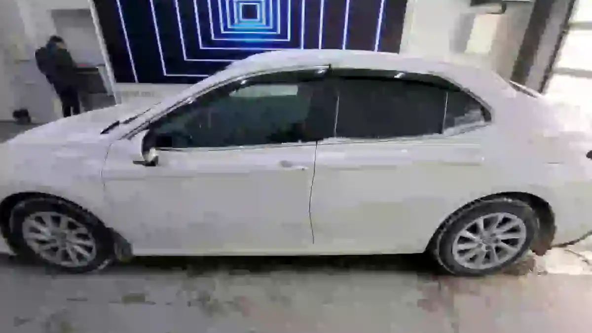 Toyota Camry 2021 года за 15 500 000 тг. в Павлодар