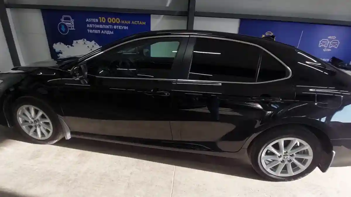 Toyota Camry 2022 года за 14 000 000 тг. в Астана