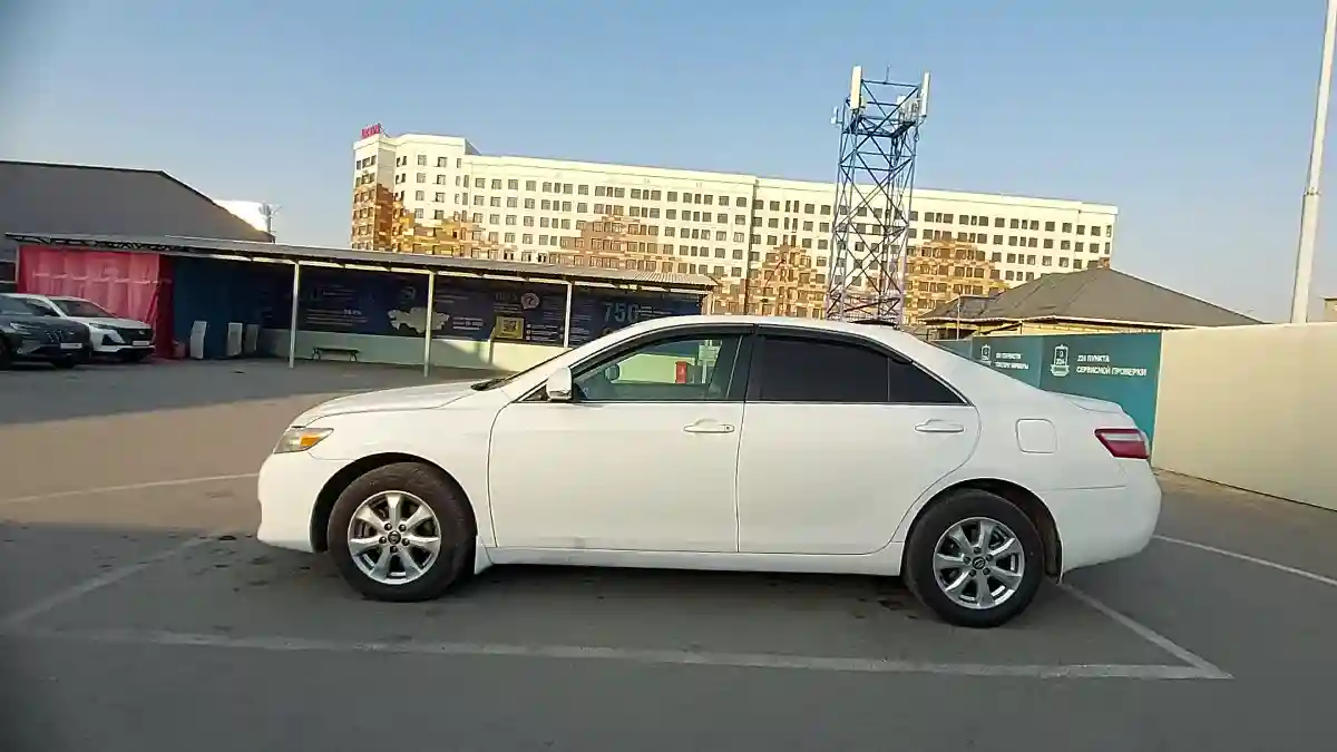 Toyota Camry 2010 года за 7 500 000 тг. в Шымкент
