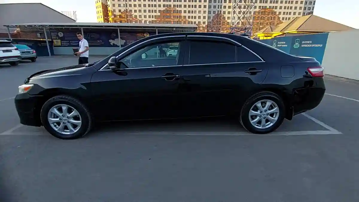 Toyota Camry 2010 года за 7 500 000 тг. в Шымкент