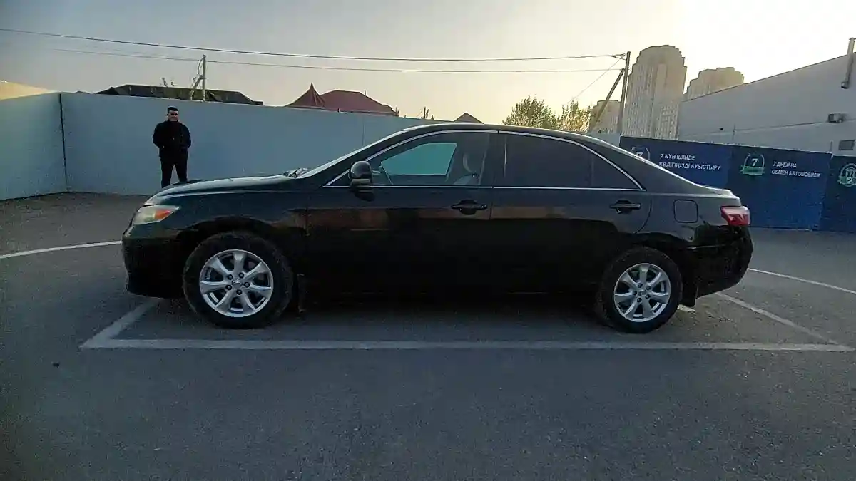 Toyota Camry 2010 года за 7 200 000 тг. в Шымкент