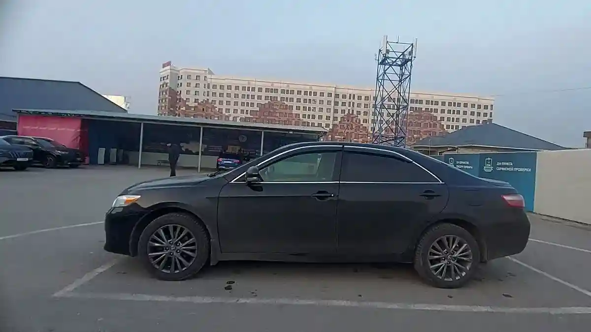 Toyota Camry 2010 года за 7 300 000 тг. в Шымкент