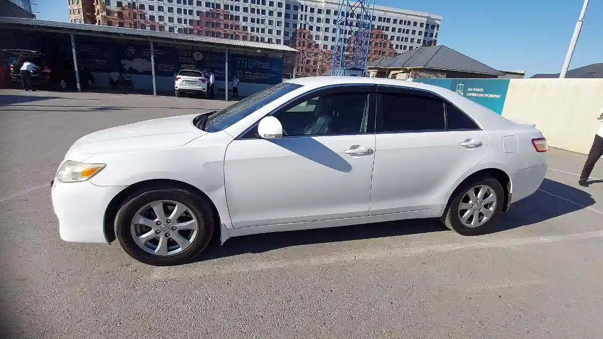 Toyota Camry 2010 года за 7 500 000 тг. в Шымкент