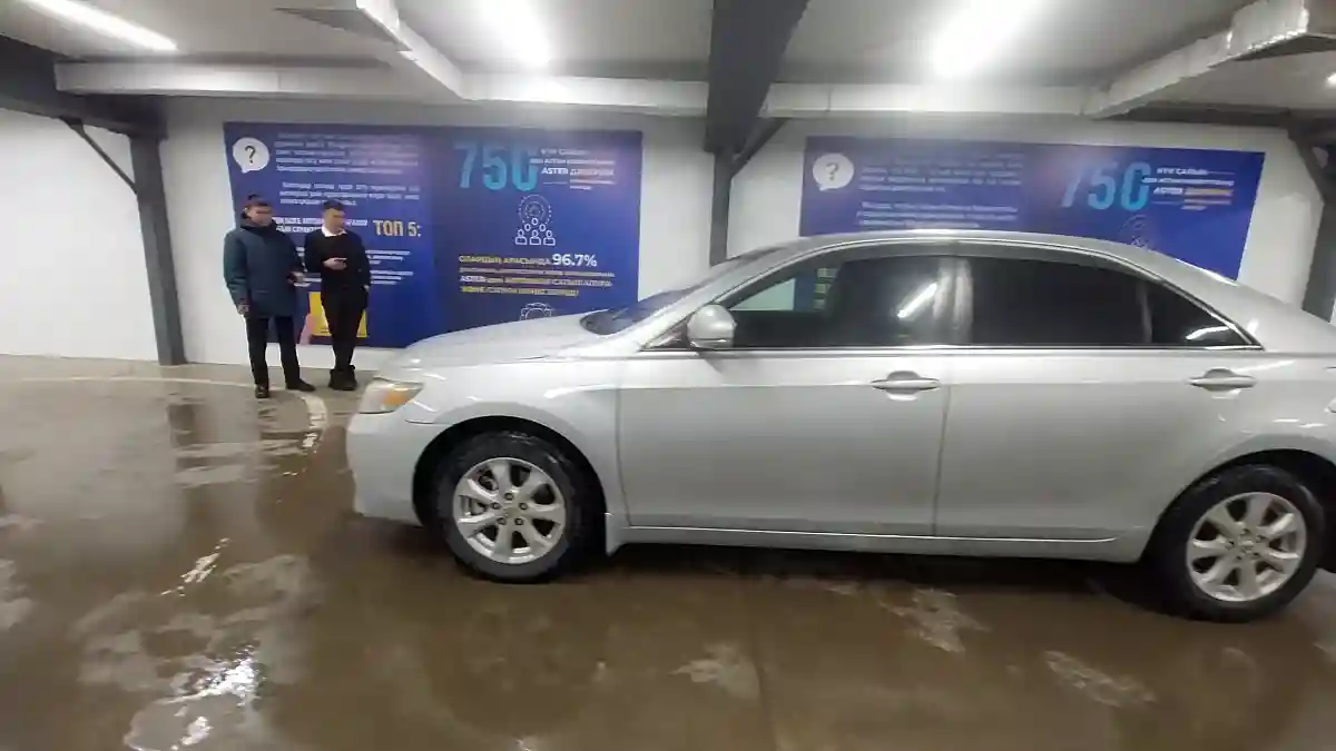 Toyota Camry 2010 года за 6 800 000 тг. в Астана