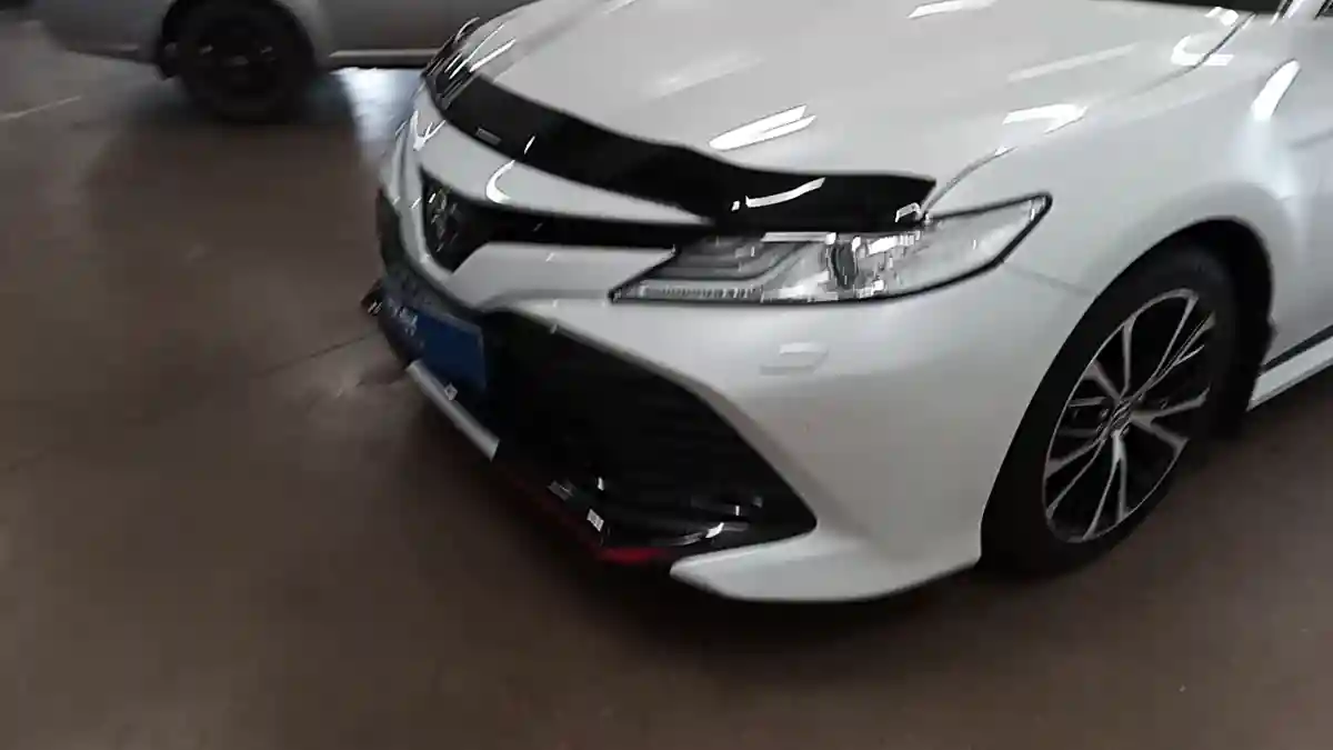 Toyota Camry 2021 года за 14 500 000 тг. в Астана