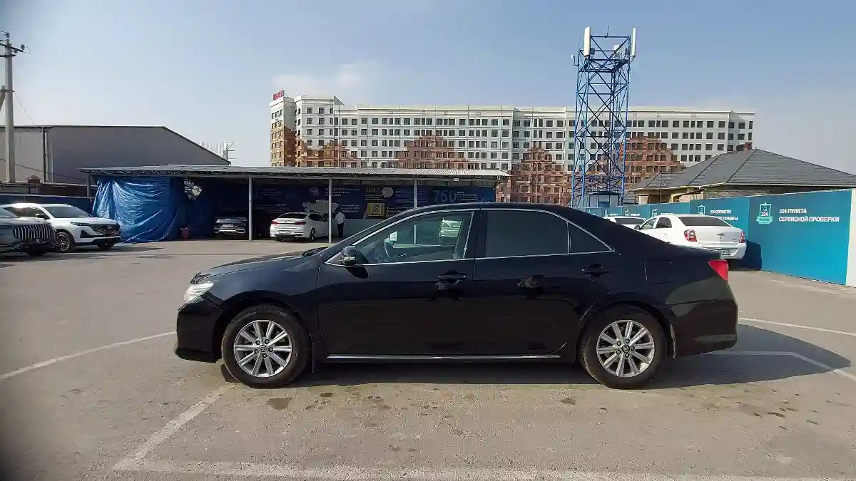 Toyota Camry 2012 года за 8 000 000 тг. в Шымкент