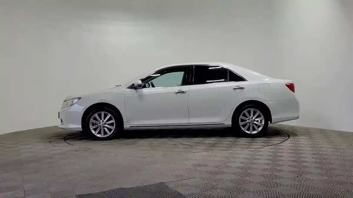 Toyota Camry 2014 года за 9 990 000 тг. в Алматы