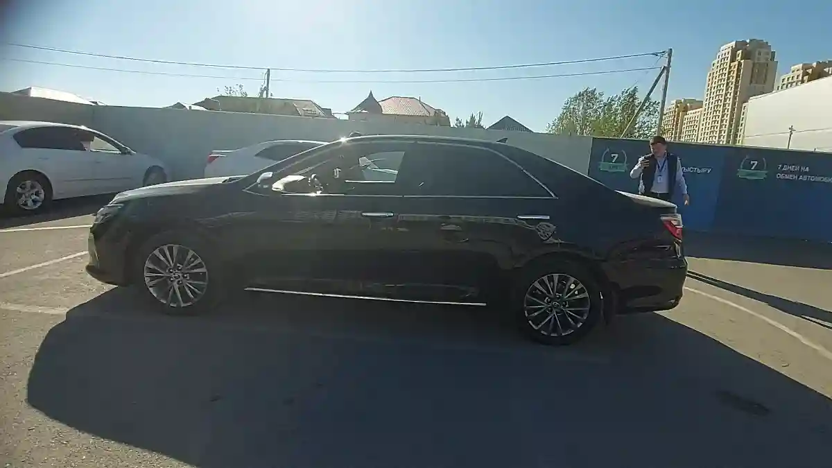 Toyota Camry 2014 года за 10 000 000 тг. в Шымкент