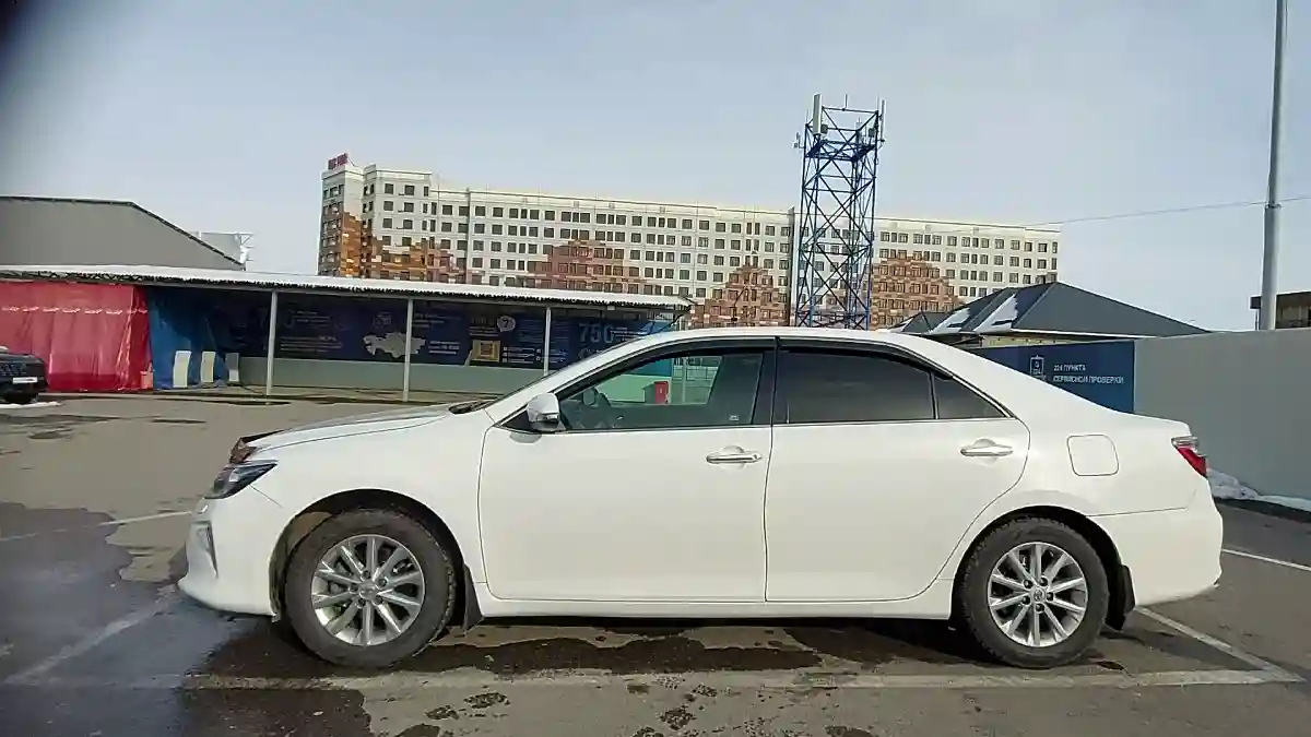 Toyota Camry 2014 года за 9 990 000 тг. в Шымкент