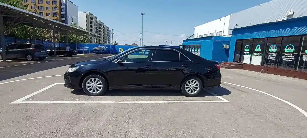 Toyota Camry 2014 года за 10 000 000 тг. в Алматы