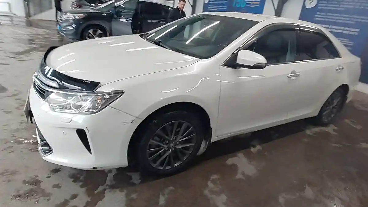 Toyota Camry 2016 года за 11 500 000 тг. в Астана