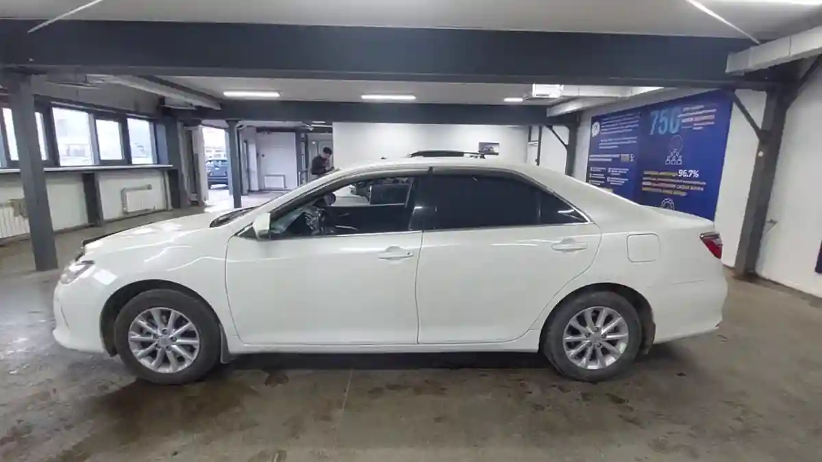 Toyota Camry 2016 года за 11 000 000 тг. в Астана