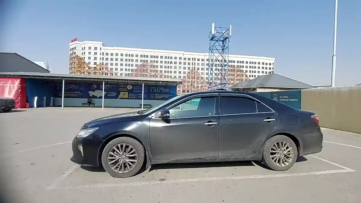 Toyota Camry 2016 года за 11 500 000 тг. в Шымкент