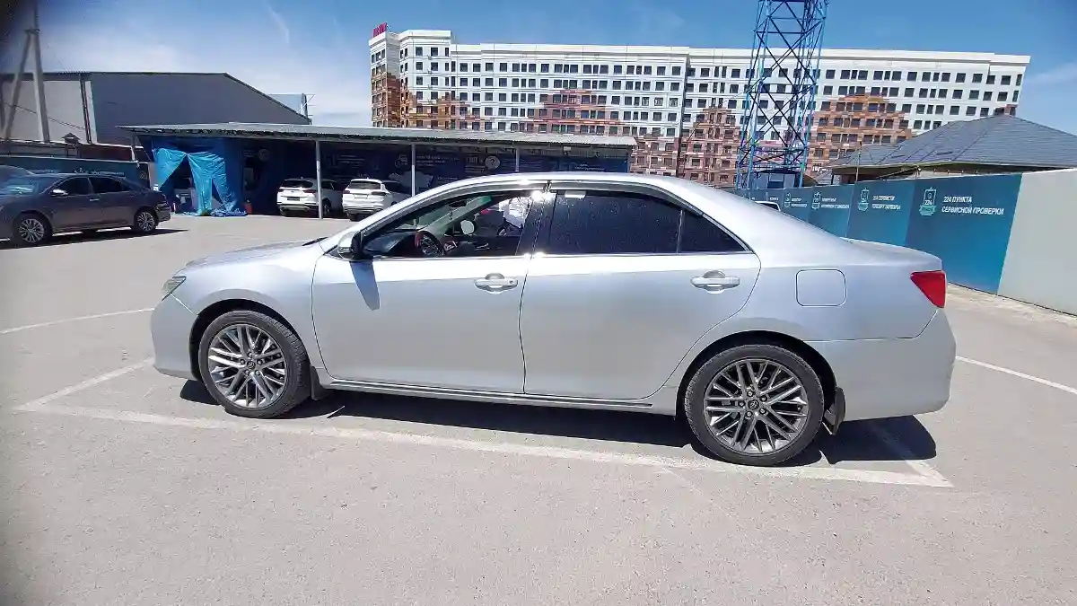 Toyota Camry 2012 года за 9 500 000 тг. в Шымкент