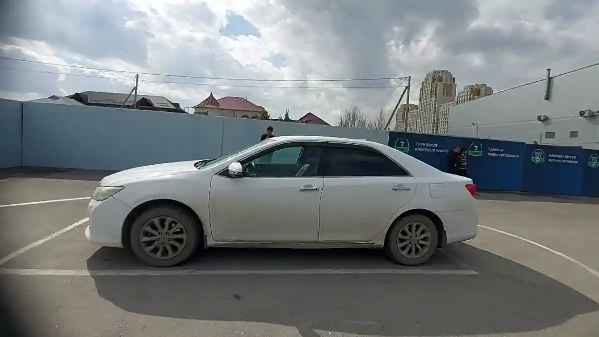 Toyota Camry 2012 года за 9 000 000 тг. в Шымкент