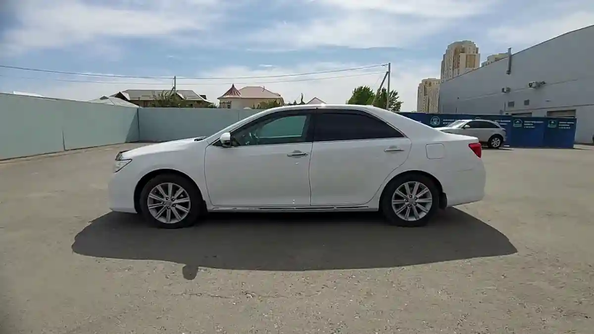 Toyota Camry 2013 года за 11 000 000 тг. в Шымкент