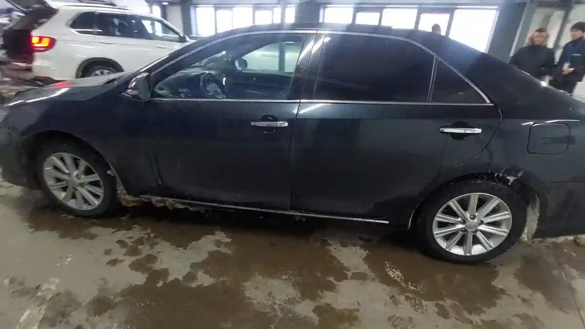 Toyota Camry 2013 года за 8 500 000 тг. в Астана