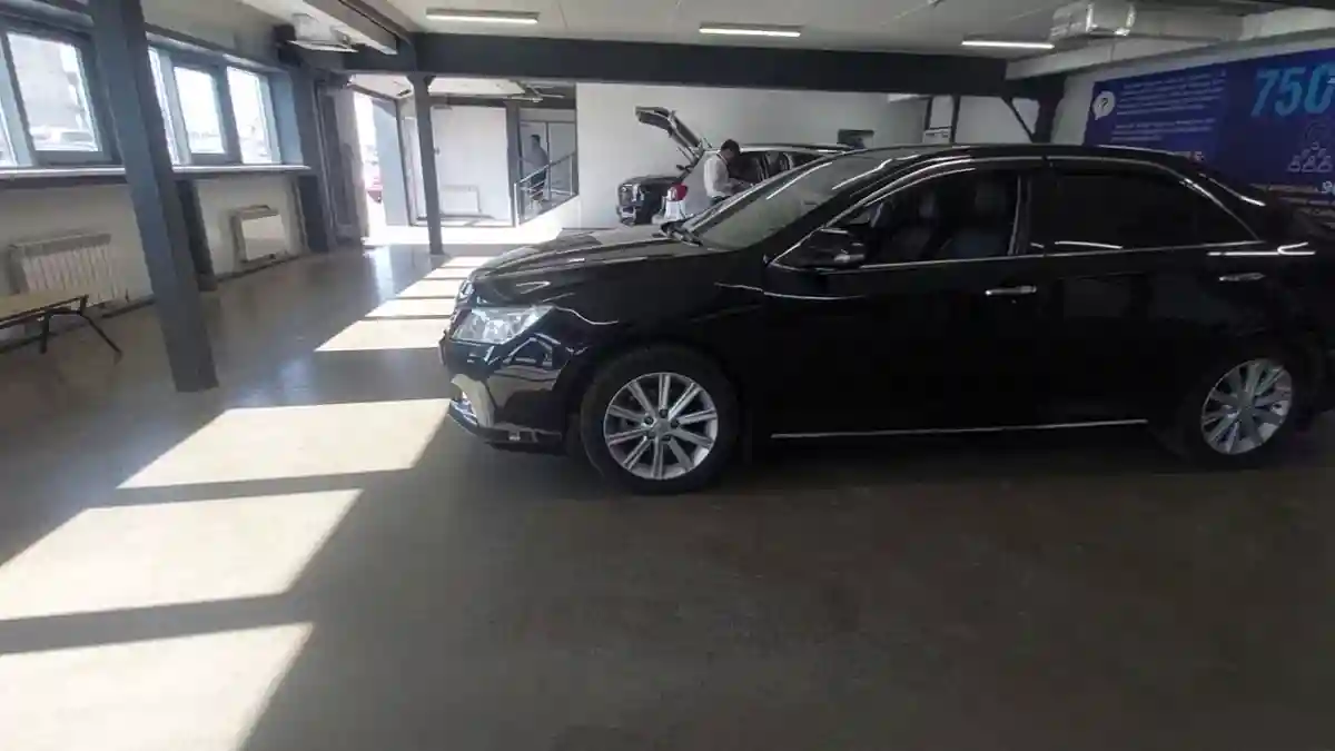Toyota Camry 2013 года за 9 000 000 тг. в Астана