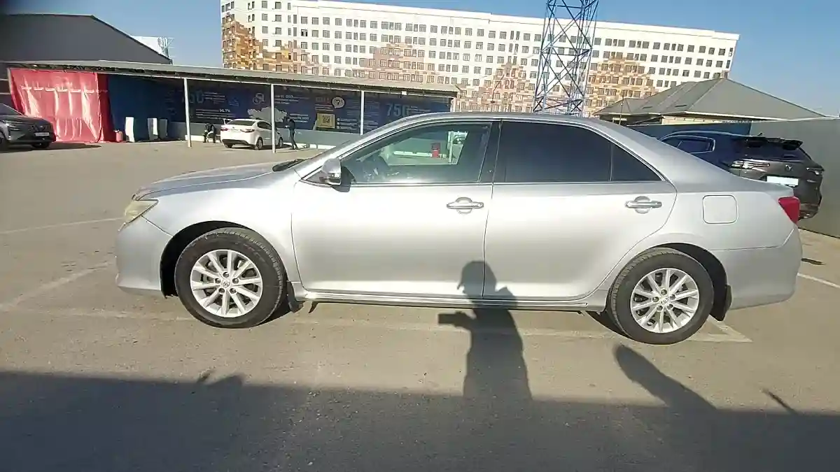 Toyota Camry 2012 года за 7 500 000 тг. в Шымкент