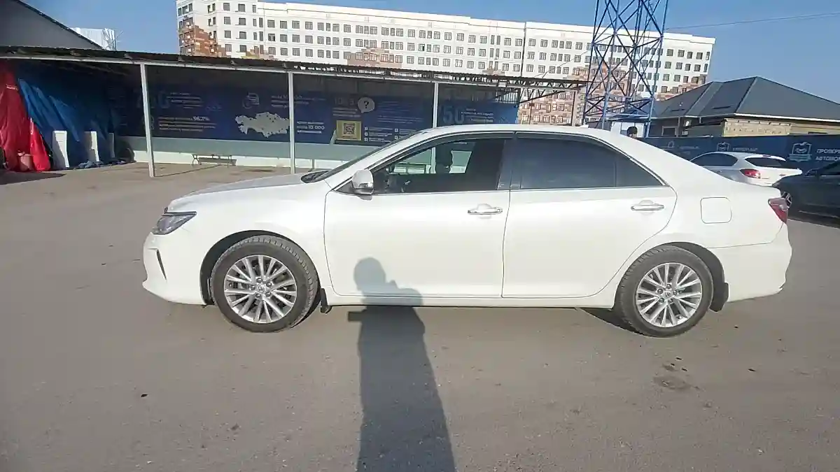 Toyota Camry 2014 года за 10 800 000 тг. в Шымкент