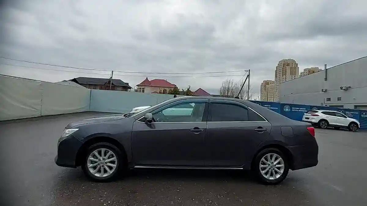 Toyota Camry 2012 года за 10 000 000 тг. в Шымкент