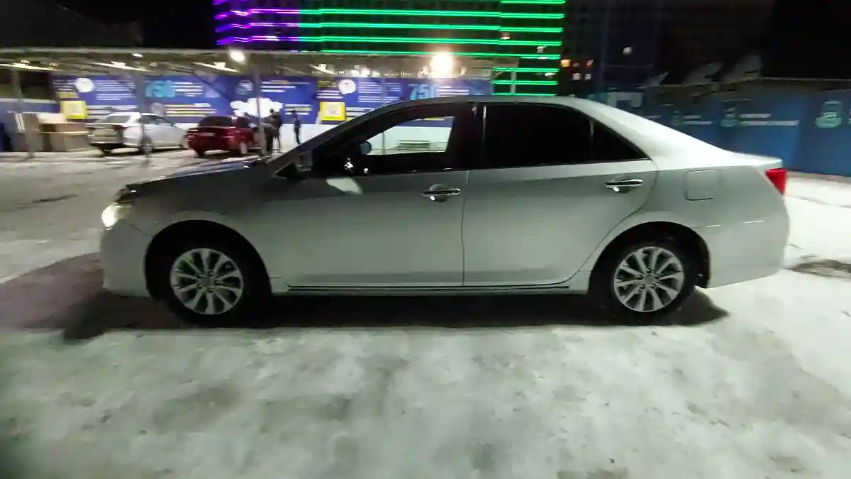 Toyota Camry 2012 года за 8 500 000 тг. в Шымкент