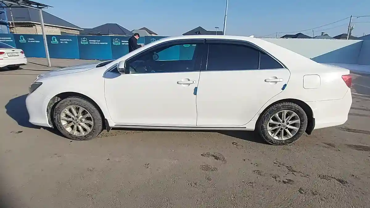 Toyota Camry 2012 года за 9 500 000 тг. в Шымкент