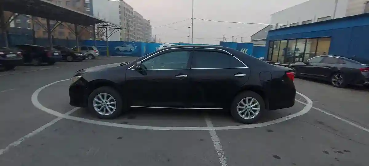 Toyota Camry 2013 года за 7 500 000 тг. в Алматы