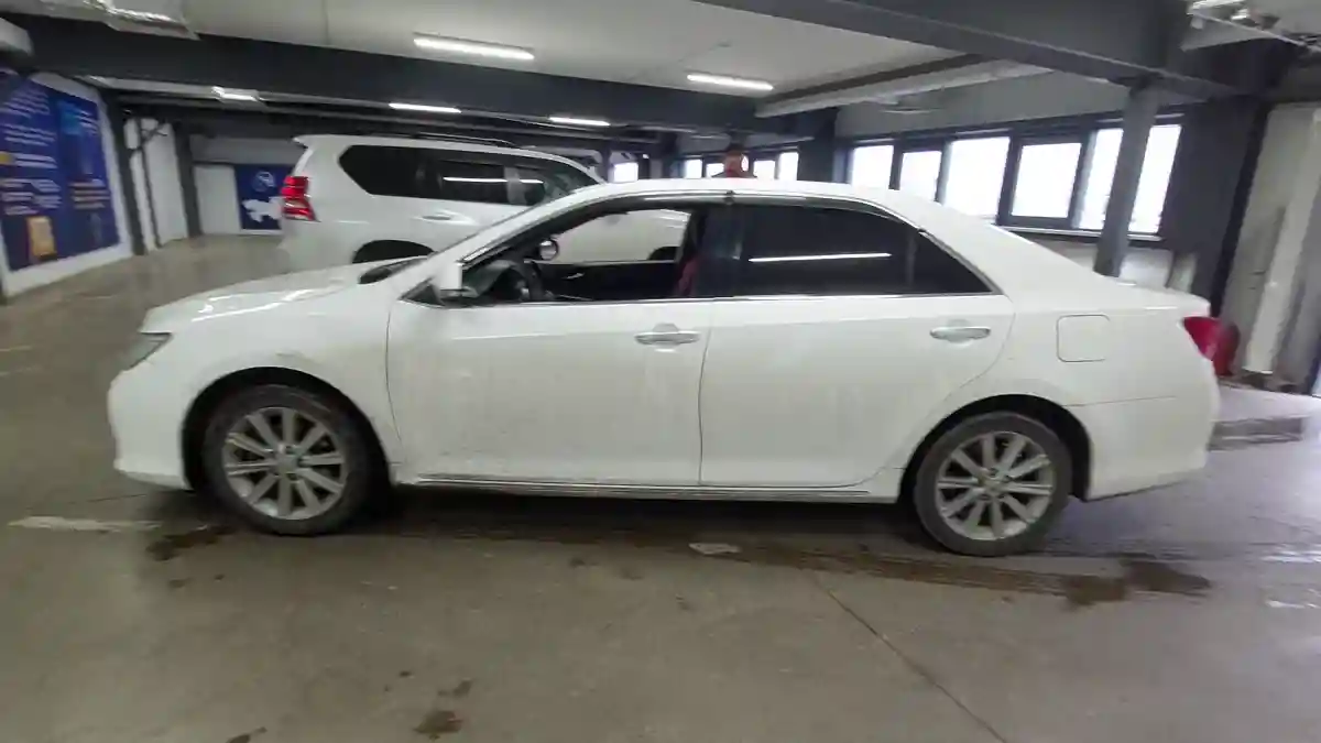 Toyota Camry 2013 года за 8 300 000 тг. в Астана