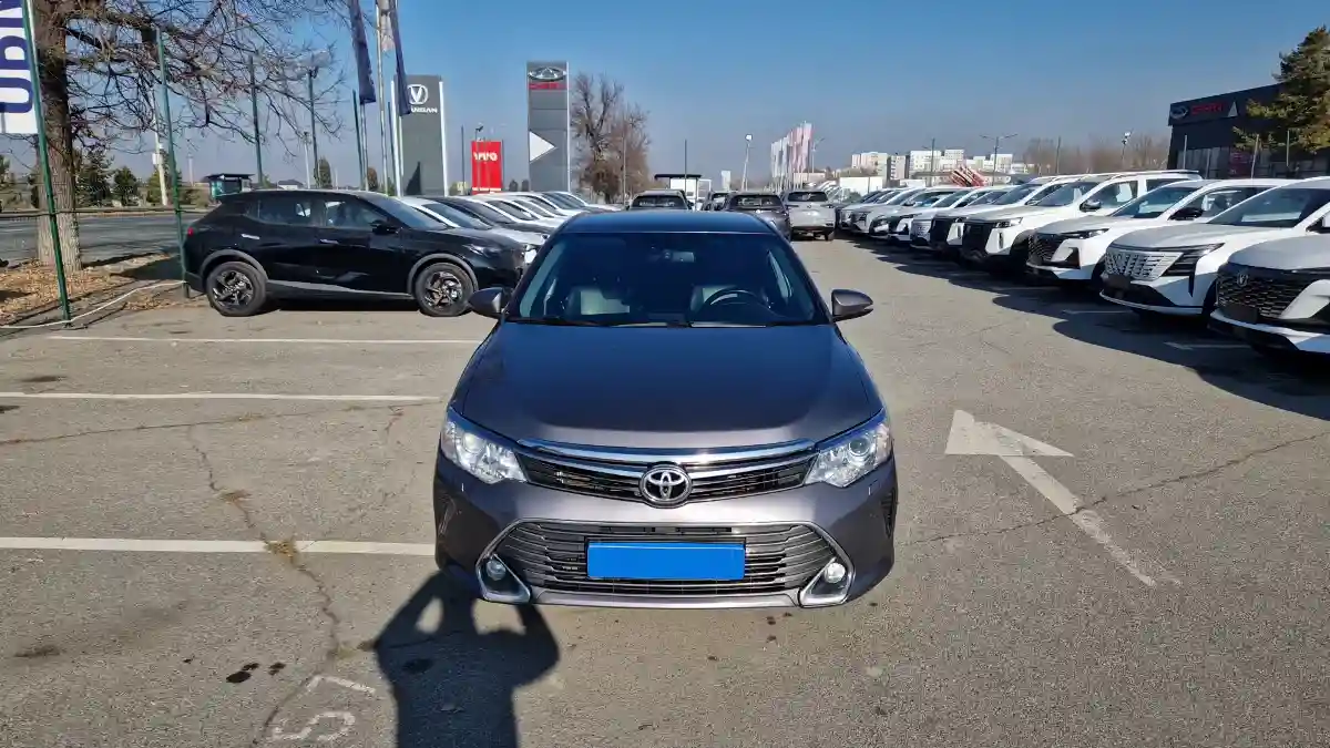 Toyota Camry 2015 года за 10 590 000 тг. в Талдыкорган